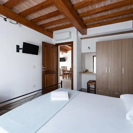 Delfino Hotell 3*