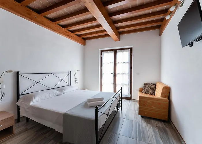 Delfino Проккио