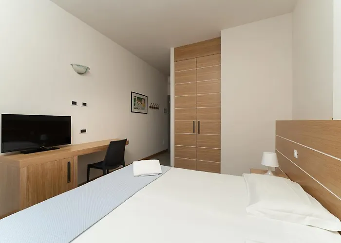 Delfino 3* Проккио