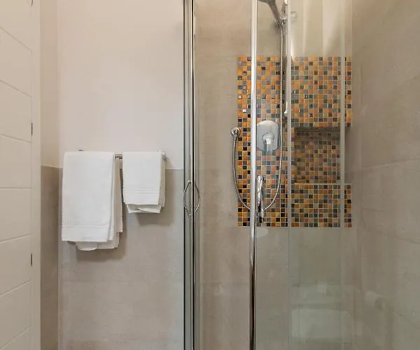 Delfino Проккио