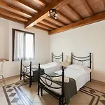 Delfino Hotel 3*