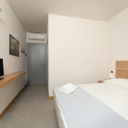 Delfino Procchio (Isola d'Elba)