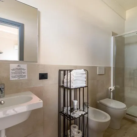 Hotel Delfino 3*