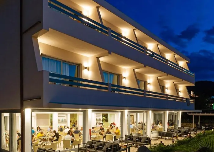 酒店 德尔菲诺酒店 3*