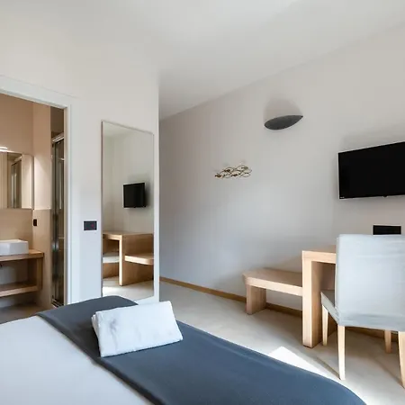 Delfino Procchio (Isola d'Elba)